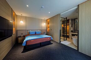 St. The Suite Yangyang