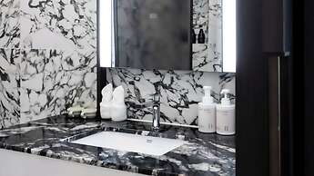 St. The Suite Yangyang