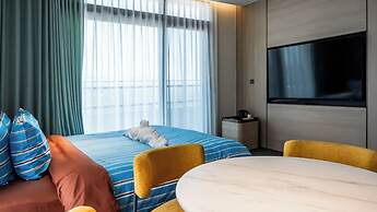 St. The Suite Yangyang