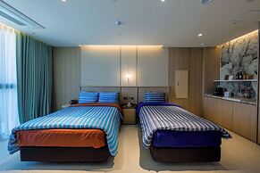 St. The Suite Yangyang