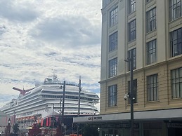 Location, Location, Loctation, AK CBD Harbour Edge