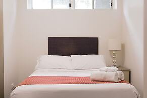 Hotel Gracelands