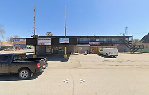 Midtown Motor Inn
