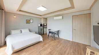 Yeosu Redondo Ocean View Pension