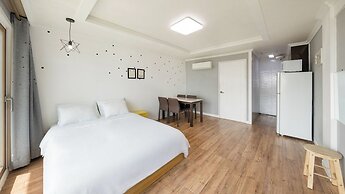 Yeosu Redondo Ocean View Pension