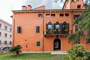Maestosa Residenza Maffei