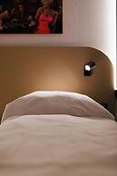 Magnet Hotel