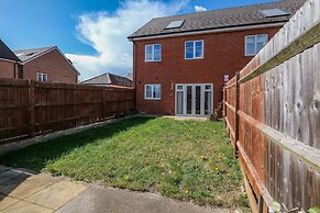 Stylish 3 Bedroom Home with Garden