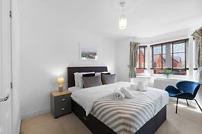 Stylish 3 Bedroom Home with Garden