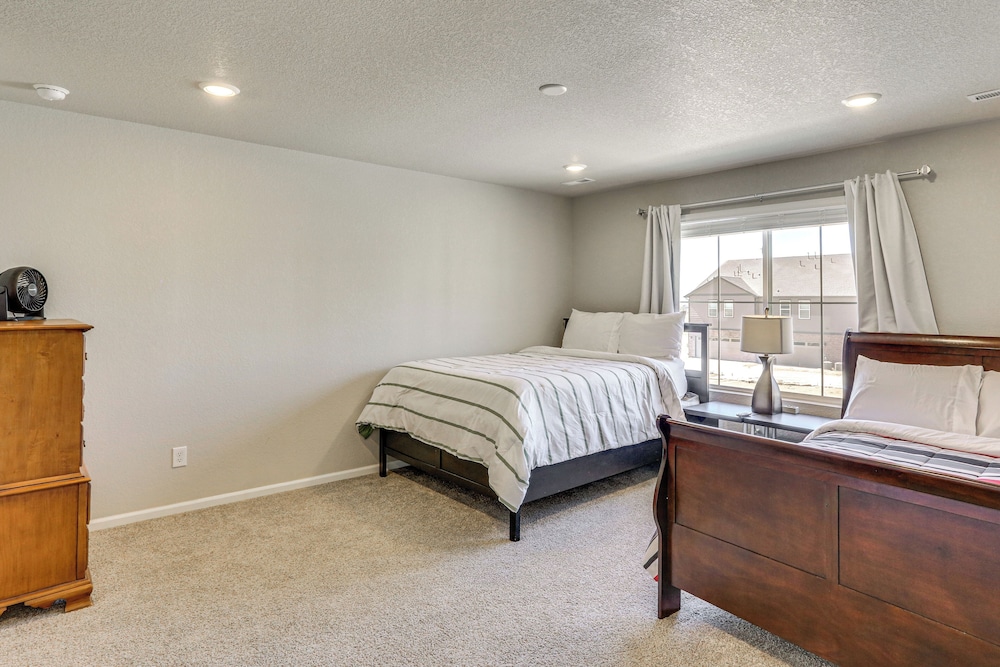 Work, Play & Explore Denver! Townhome Near Airport