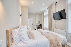 The Stuart Hotel