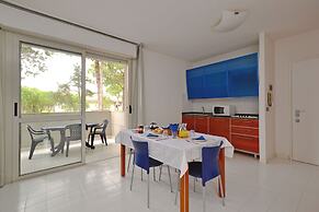 Familiar Flat With Balcony