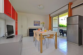Bright Apartment With Balcony