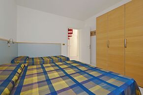 Sweet Holiday Apartment With Pool