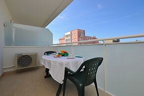 Ideal and Equipped Flat Near the Centre