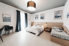 Sirenuse Suites Boutique ApartHotel RTA