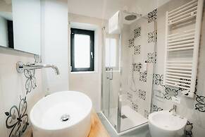 Sirenuse Suites Boutique ApartHotel RTA