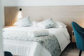 Sirenuse Suites Boutique ApartHotel RTA