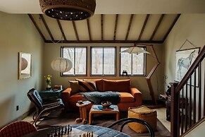 New Paltz Way Hotel
