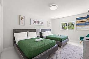 Casa Oasis by Glam Homes