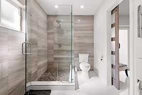 Casa Oasis by Glam Homes