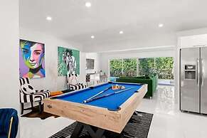 Casa Oasis by Glam Homes