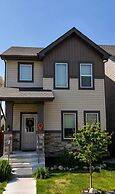 Modern 2BR Private Basement Suite Edmonton