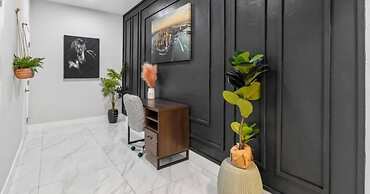 Entertaining Villa by Glam Homes