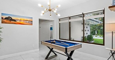 Entertaining Villa by Glam Homes