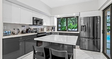 Entertaining Villa by Glam Homes