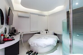 Plein Hotel