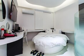 Plein Hotel
