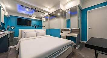 Plein Hotel