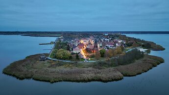 Holidayhome in Nowe Warpno for 10 Persons