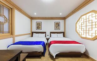Yuseong Manwol Hotel (Hanok)