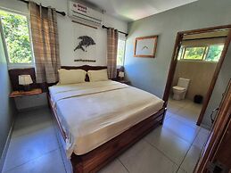 Fond B'offay Lodge