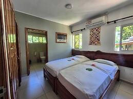 Fond B'offay Lodge