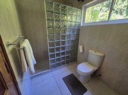 Fond B'offay Lodge