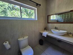Fond B'offay Lodge