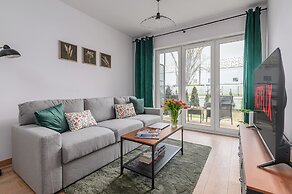 Lumina apartment with patio and parking