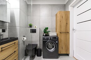 Lumina apartment with patio and parking