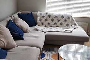 Parking - Garden - Wifi - Sleeps 4