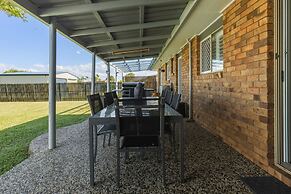 Bright 3-bed Retreat Near Beaches