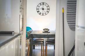 Perfect for Contractors 4-bedrooms Sleeps 7