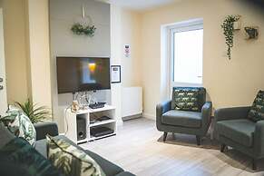 Perfect for Contractors 4-bedrooms Sleeps 7