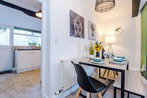 Cosy House Amazing Location Perfect for Couples