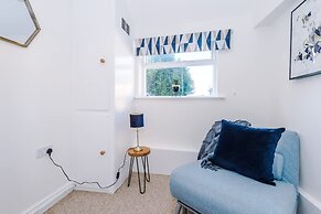 Cosy House Amazing Location Perfect for Couples