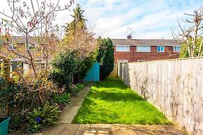 Stunning Home Perfect for Groups Free Parking