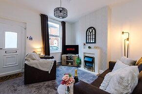 Fresh House Amazing Location Great for Couples