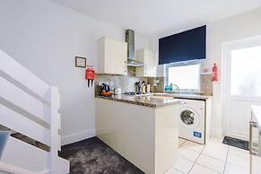 Fresh House Amazing Location Great for Couples